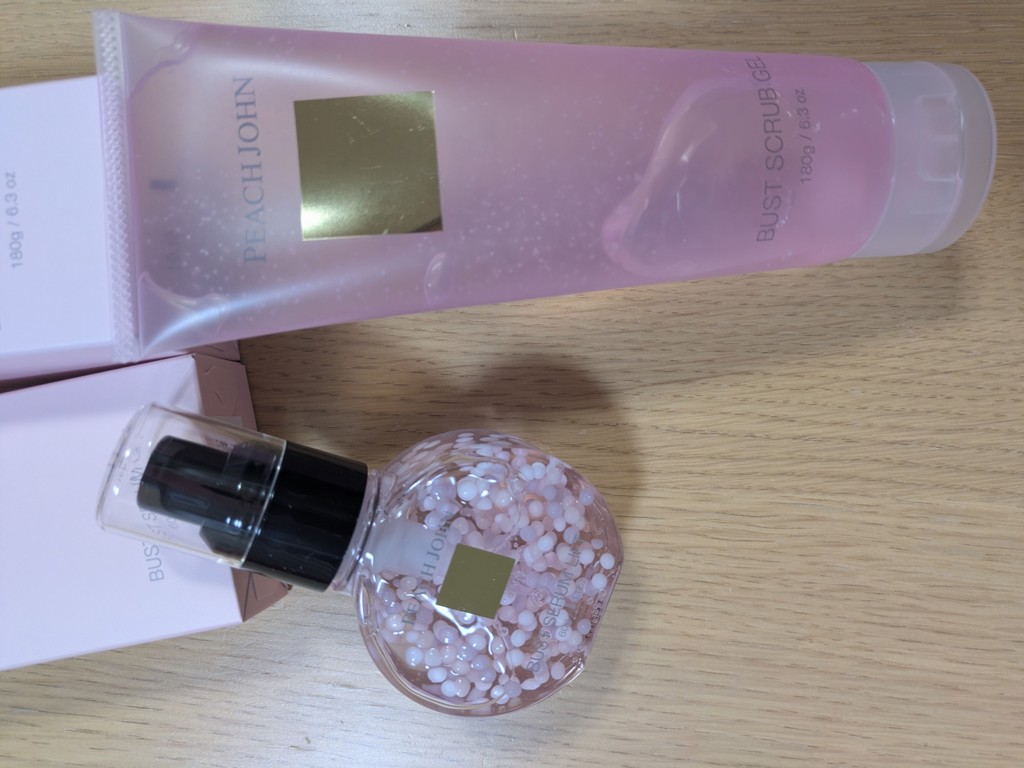 バストスクラブジェル(- セダクティブフラワー): PEACH JOHN BEAUTY