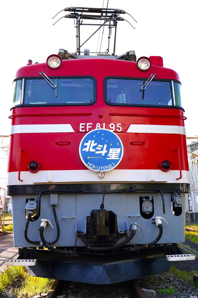 ＪＲ　東日本　襟章　社章　ネジ　純銀　国鉄　電車　列車　汽車　機関車　レトロ JR 東日本 襟章 社章 ネジ 純銀 国鉄 電車 列車 汽車 機関車 レトロ