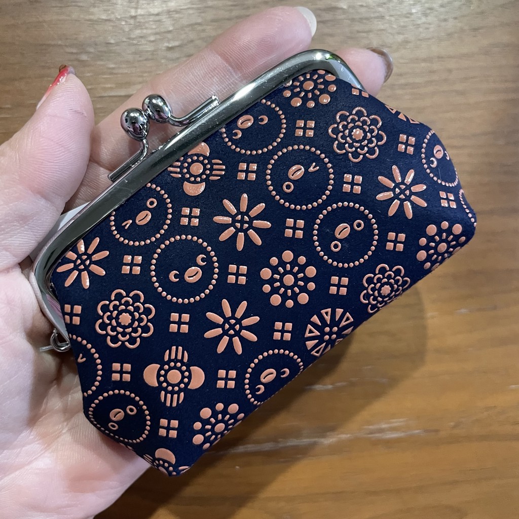 印伝屋　Suicaのペンギン　がま口財布【外箱付】 印伝屋 Suicaのペンギン がま口財布【外箱付】
