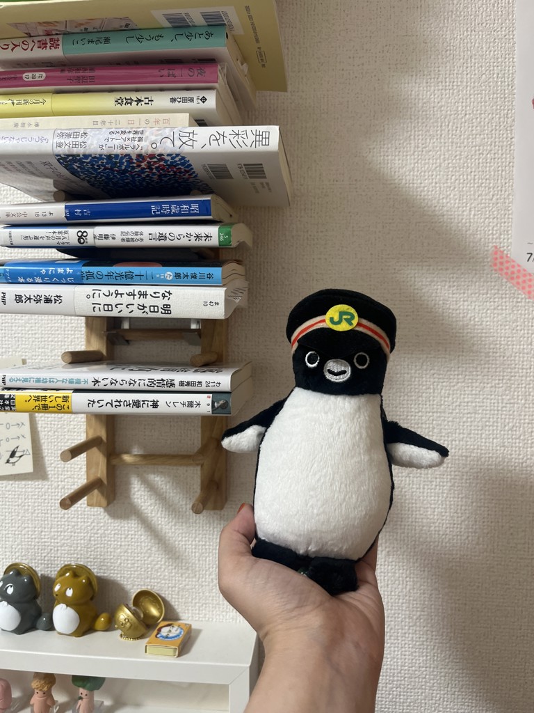 Suicaのペンギン駅員さんセット Suicaのペンギン」元・車掌発案の「駅員さんポーズ」グッズが新登場