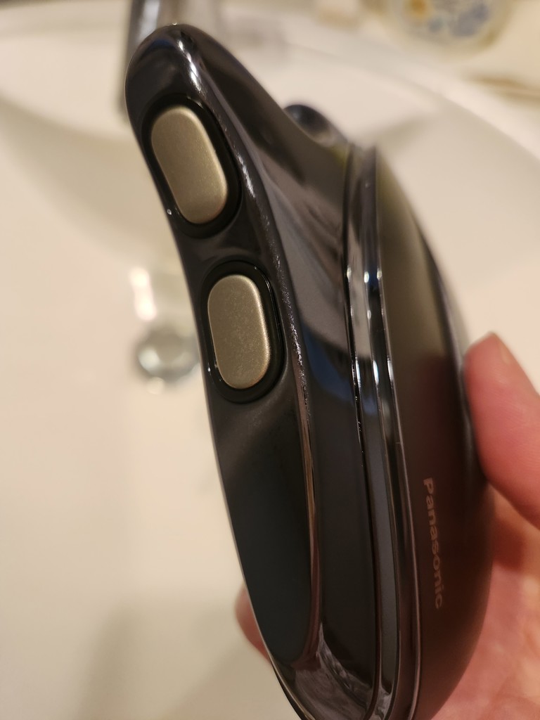 ジェルのオマケ付きPanasonic バイタリフトかっさ美顔器箱付き