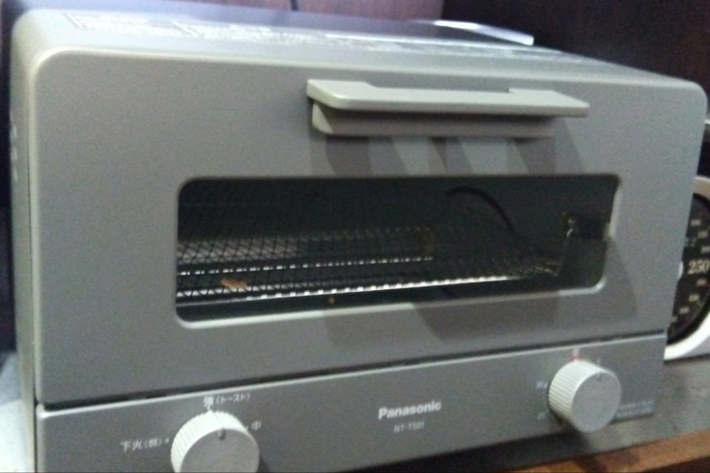 パナソニック オーブントースター 1200W 4枚焼き NT-T501-W:ウービル