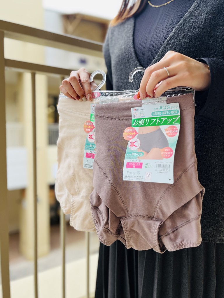 満足： お腹リフトアップ 無地 レース ショーツ スタンダードタイプ