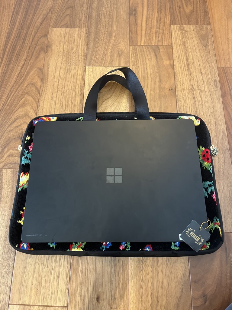 【新品未開封】フェイラー　ハイジ　ノートPCケース 楽天市場】フェイラー公式/FEILER ハイジ ノートパソコンケース