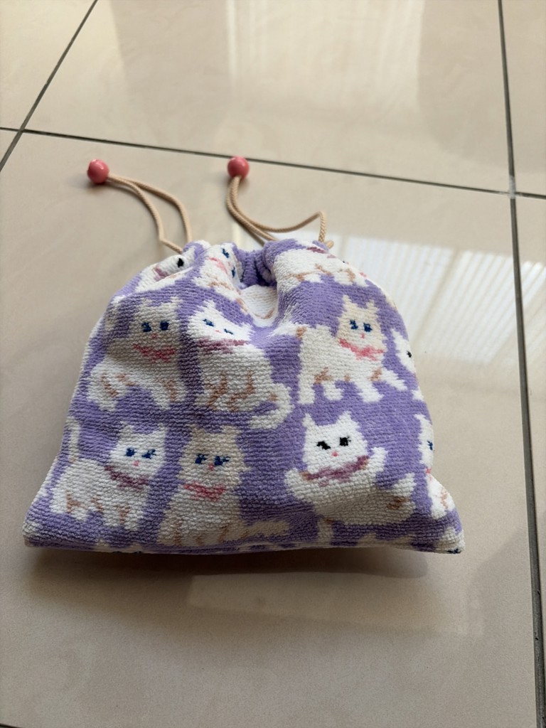 モフモフネコチャン 巾着 L/MNC-260283(ペールピンク): LOVERARY BY