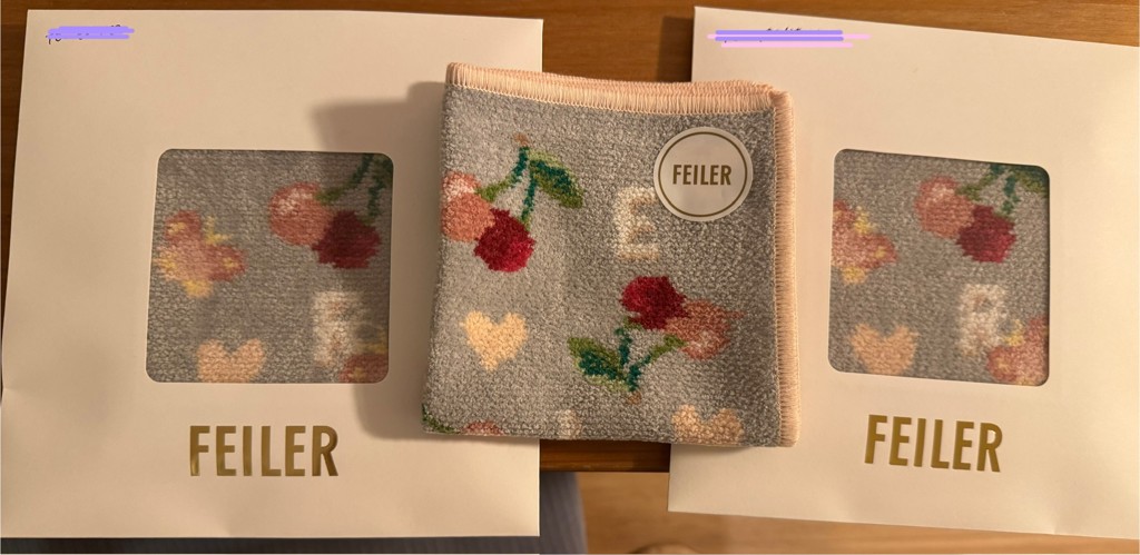 リリさま専用新品フェイラーキープスマイリングチェリーハンカチポーチセット リリさま専用新品フェイラーキープスマイリングチェリーハンカチポーチ