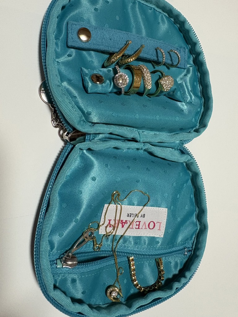 チェリードット アクセサリーポーチ L/CRD-253050(ブラック): LOVERARY