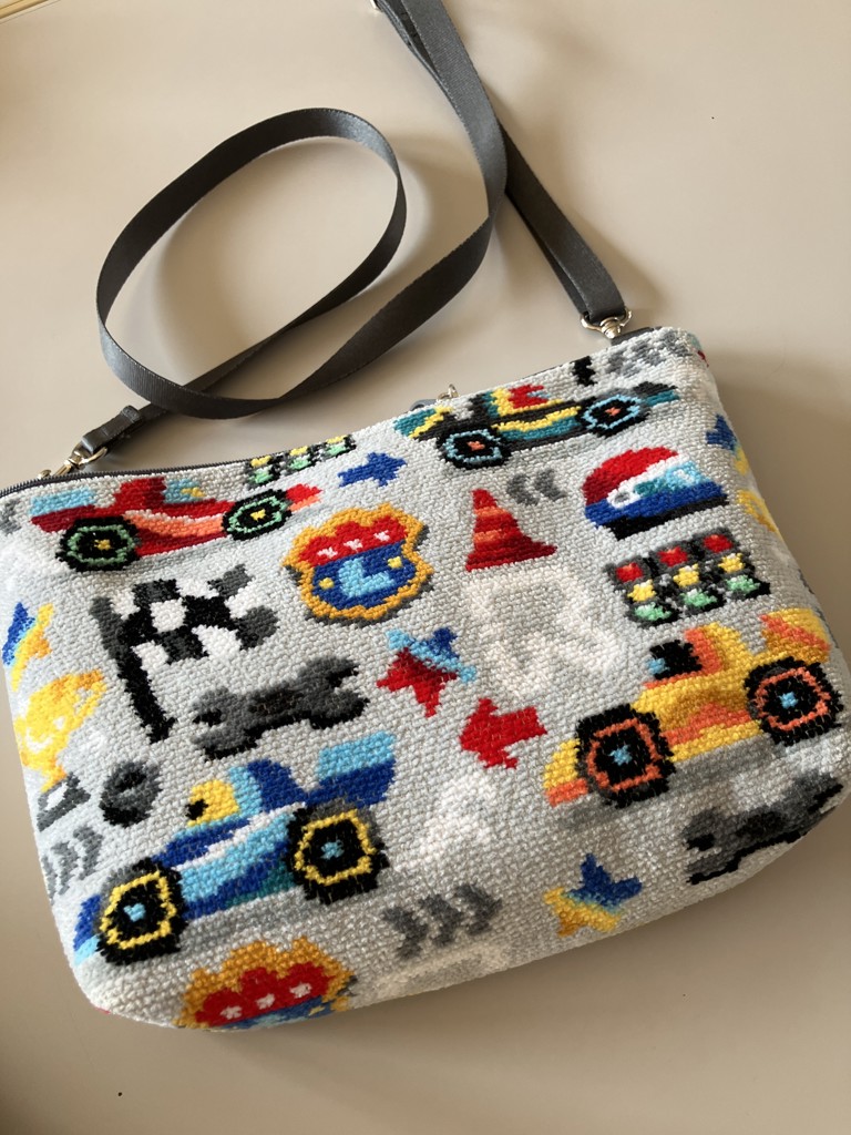 ラブラリーサーキット ショルダーバッグ L/LCI-260278(シルバーグレー