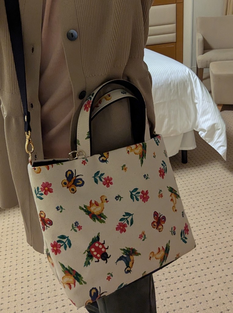 ハイジ キャンバスショルダーバッグ HE-257036(アイボリー): FEILER