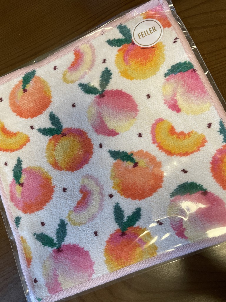 ピーチドット ハンカチ（WEB限定）(ペールピンク): LOVERARY BY FEILER