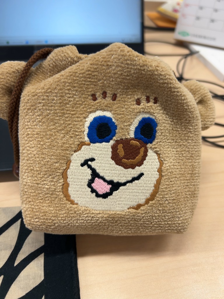 ドアップテディ 耳付き巾着 L/DUT-243242(ベージュ): LOVERARY BY