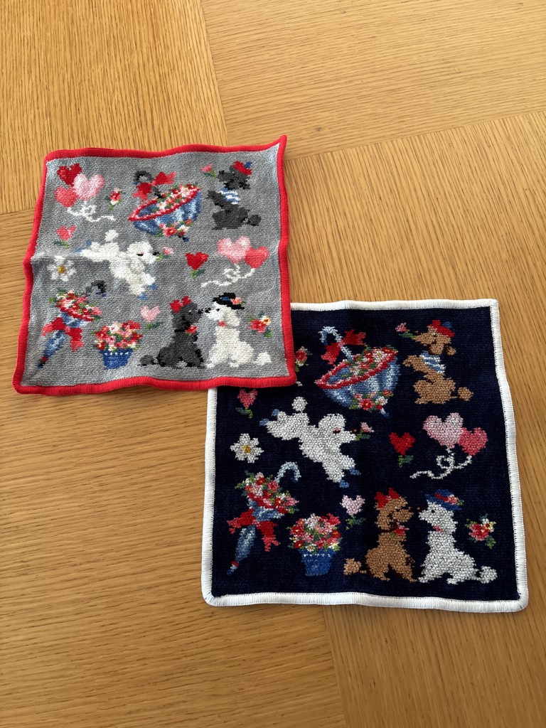 モンプティルル ハンカチ(ライトグレー×レッド): FEILER｜フェイラー