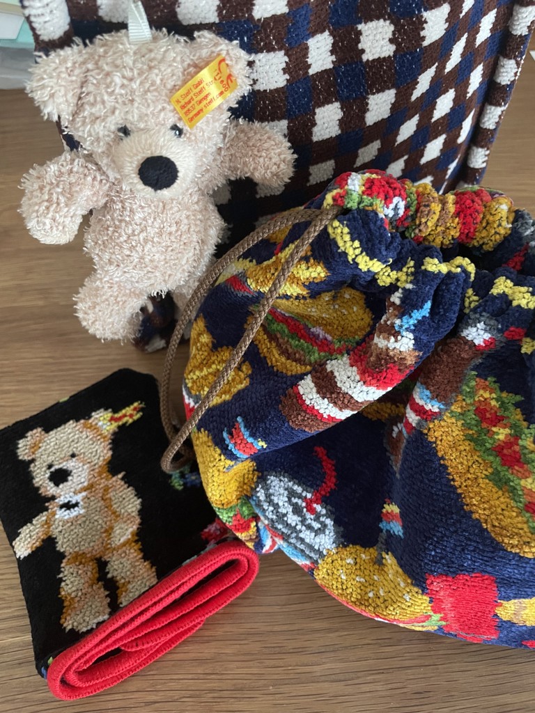 フェイラー 巾着 新品未使用 バーガーショップ グリーン バーガーショップ 巾着付きバッグ L/BUR-257131（WEB限定