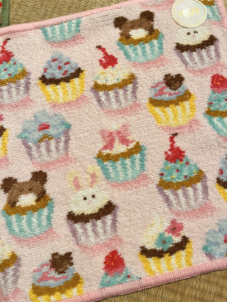 プティカップケーキ ハンカチ（WEB限定）(ペールピンク×ペールピンク