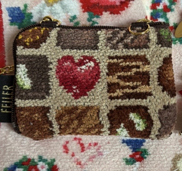 コフレドゥショコラ サイドポーチ FDC-257059(ベージュ): FEILER