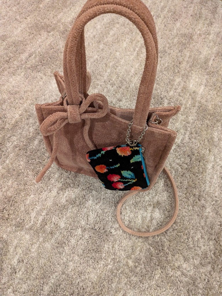 チェリードット キー&カードポーチ L/CRD-253046(ブラック): LOVERARY