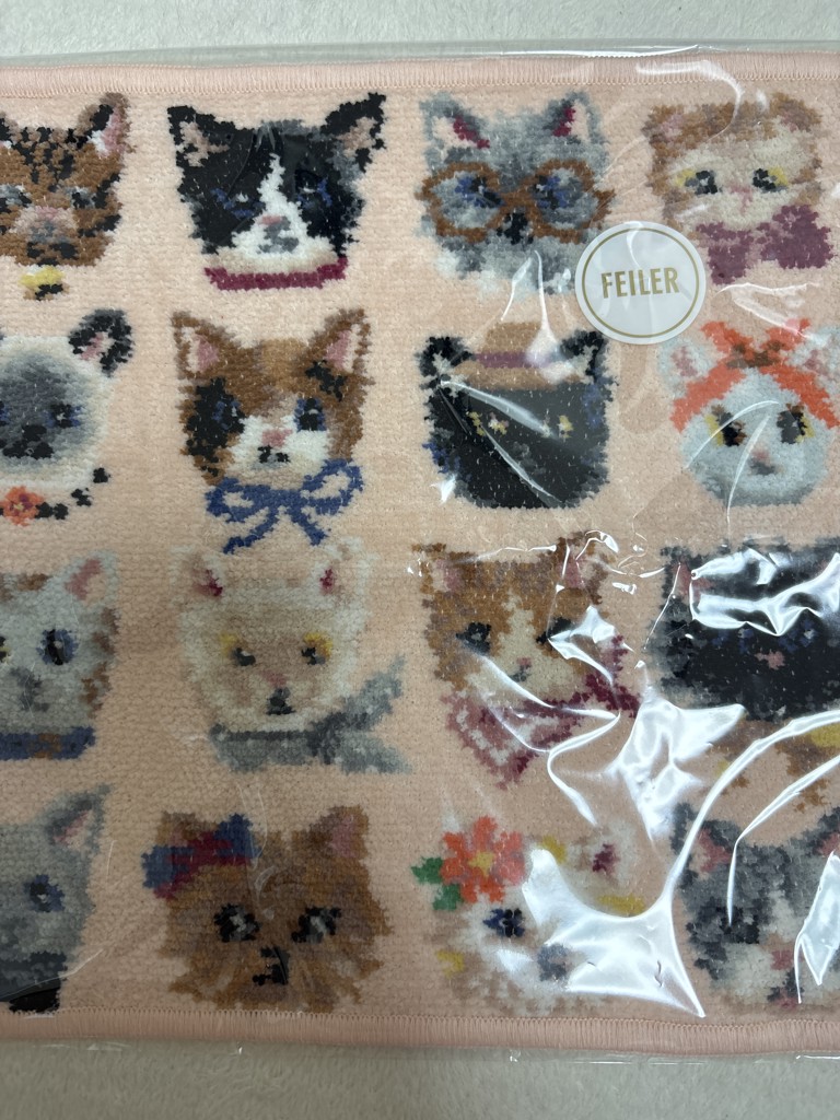 ラブラリープリティーキャッツ ハンカチ(ペールアプリコット
