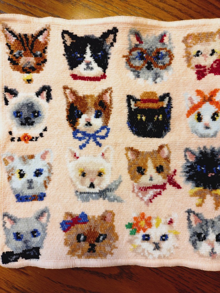 ラブラリープリティーキャッツ ハンカチ(ペールアプリコット