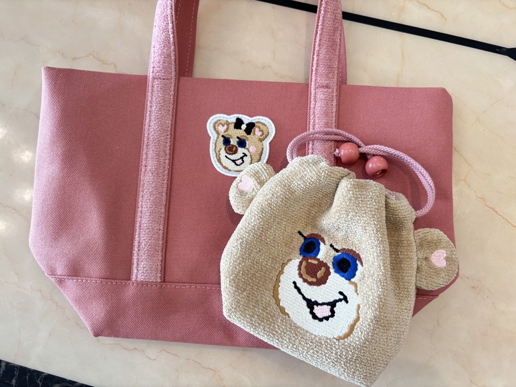 ドアップテディガール 耳付き巾着 L/DUG-243242(ベージュ): LOVERARY