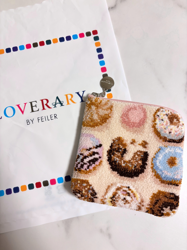 モグモグドーナツ ポーチ L/MOG-243165(ベージュ): LOVERARY BY FEILER