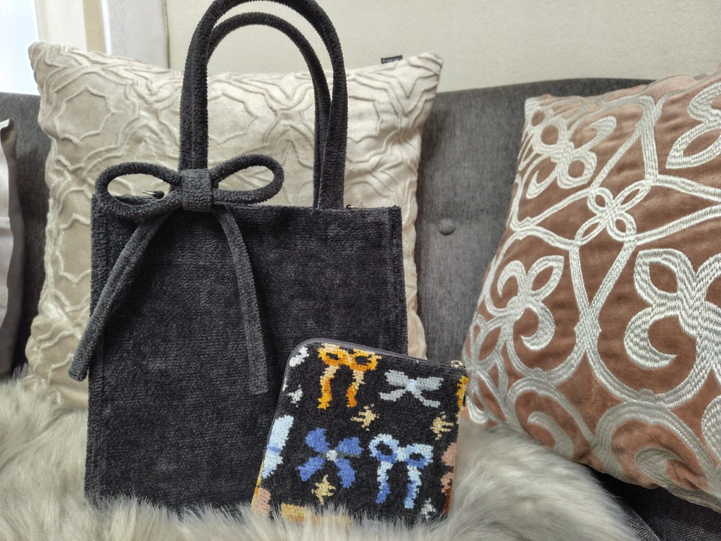 メニーリボンズ ポーチ L/MYR-257468(チャコールグレー): LOVERARY BY