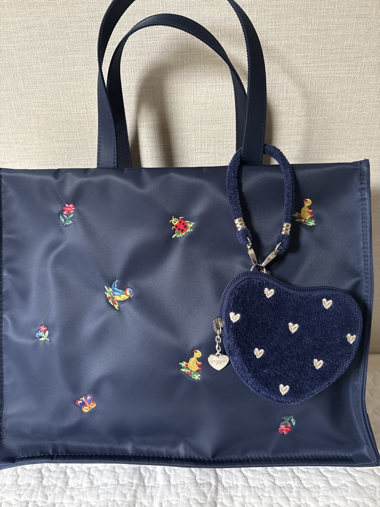 ラブラリー バイ フェイラー　ラブラリーハート　ハート型ポーチ　グレー ラブラリーハート ハート型ポーチ L/LRH-257148(グレー