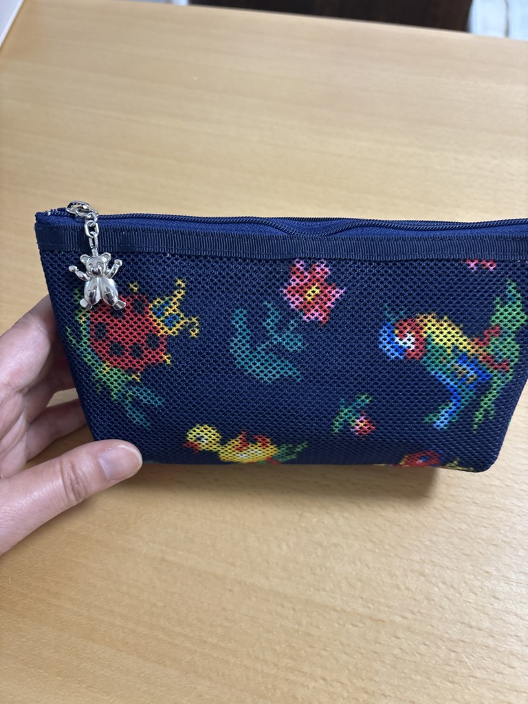 新品未開封フェイラー　ハイジ柄　ネイビー　メッシュペンケース 新品未開封フェイラー ハイジ柄 ネイビー メッシュペンケース