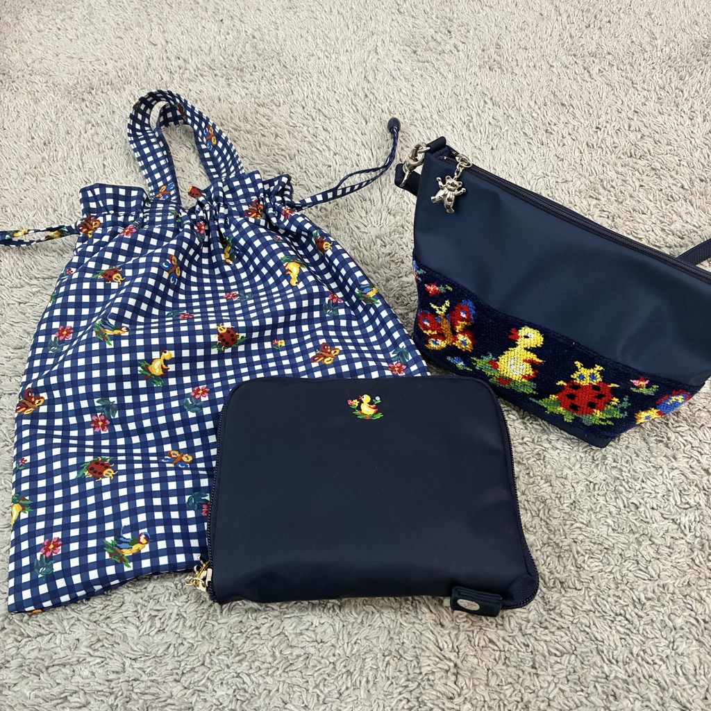 ハイジ 手付き巾着 HE-257047（取扱店舗限定）(ネイビー): FEILER