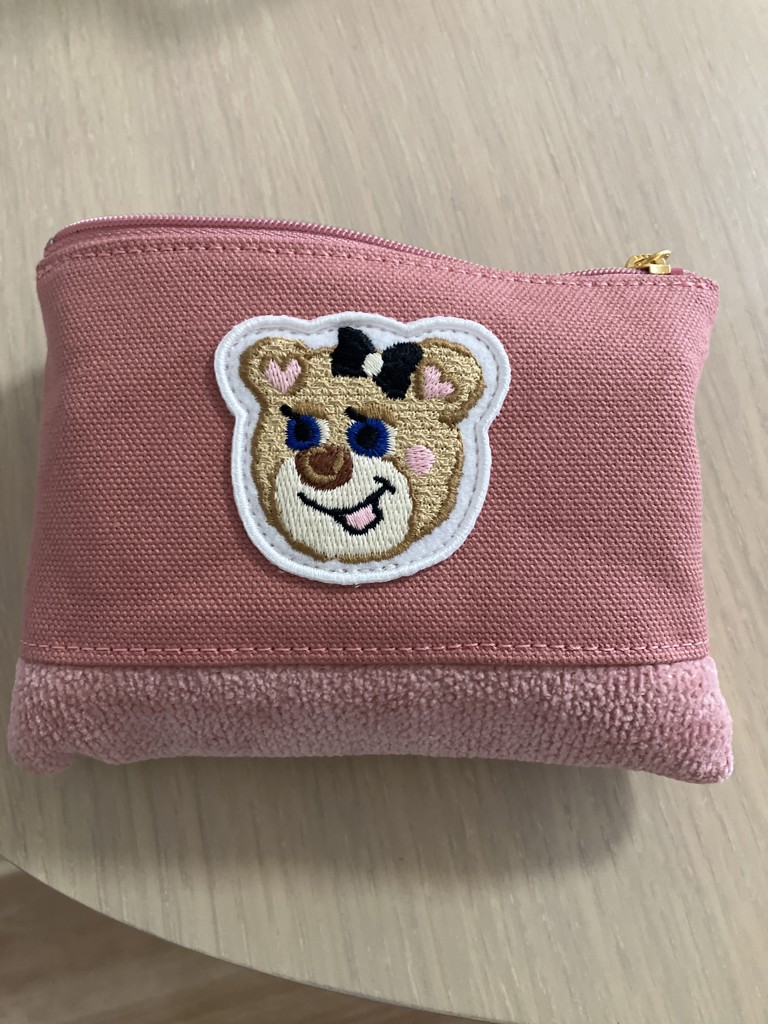 【最終お値下げ】フェイラー　ドアップテディ　ポーチ 即完売したFEILERの再販！】大人気のドアップテディのポーチを