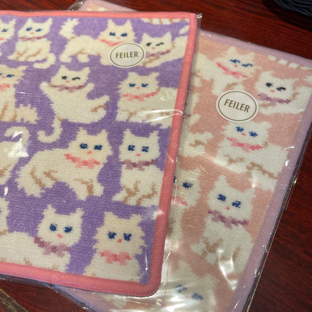 モフモフネコチャン ハンカチ（WEB限定）(ペールパープル×ピンク