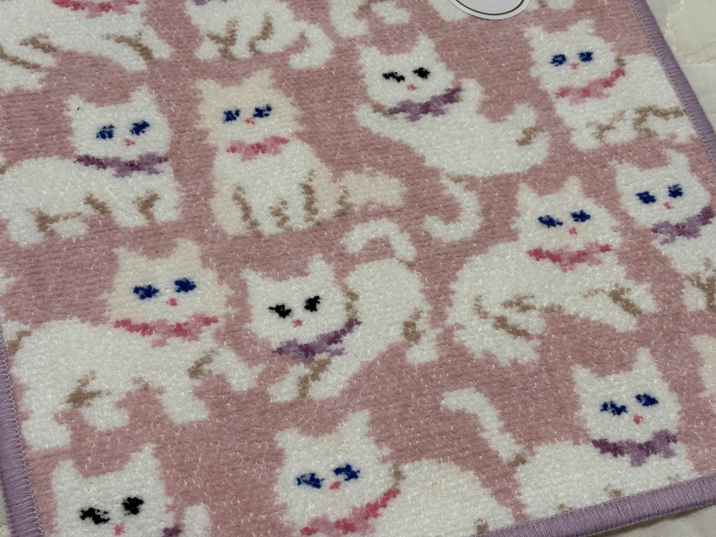 モフモフネコチャン ハンカチ（WEB限定）(ペールパープル×ピンク