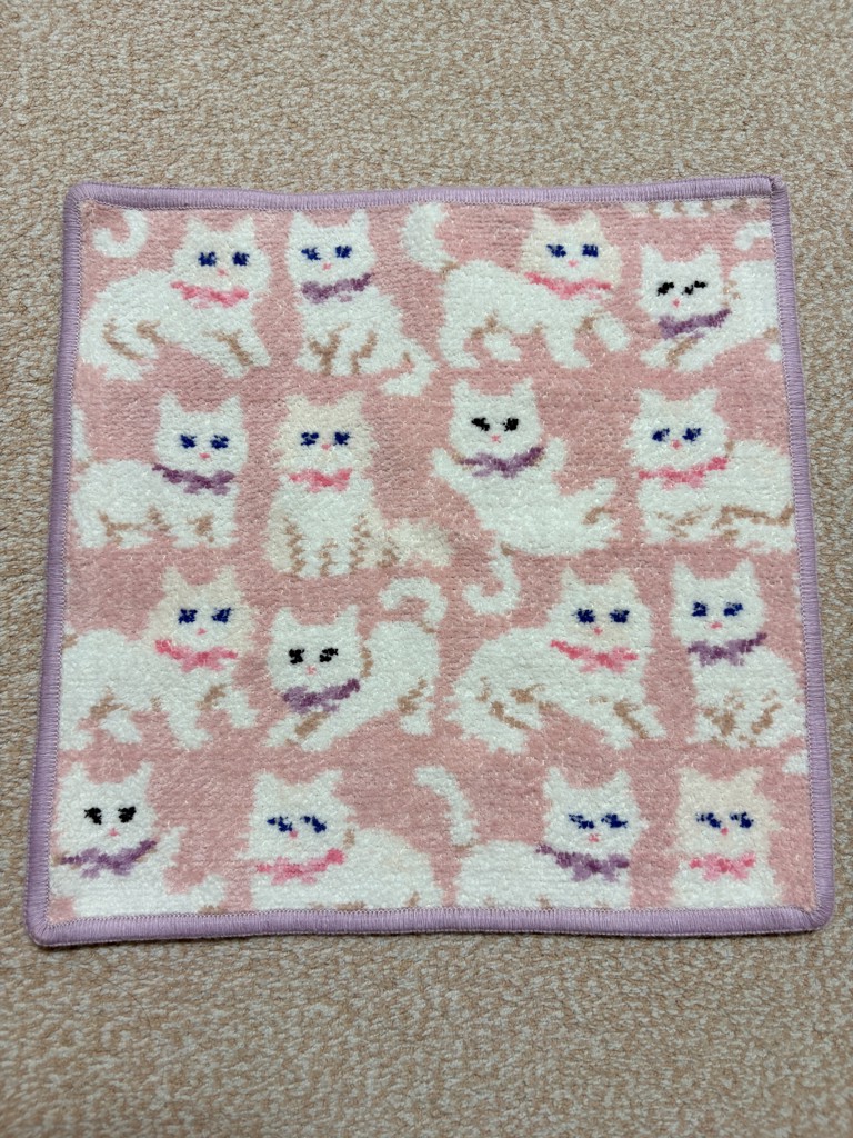 モフモフネコチャン ハンカチ（WEB限定）(ペールパープル×ピンク