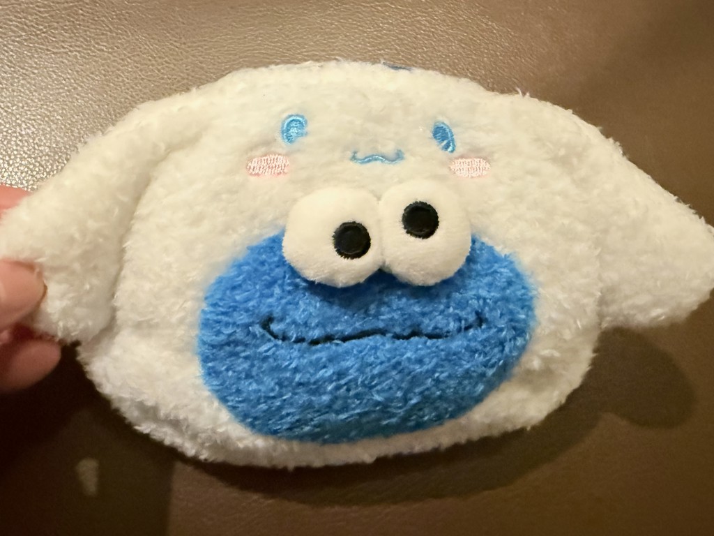 SESAME STREET MARKET×サンリオキャラクターズ】フェイスポーチ(ポーチ