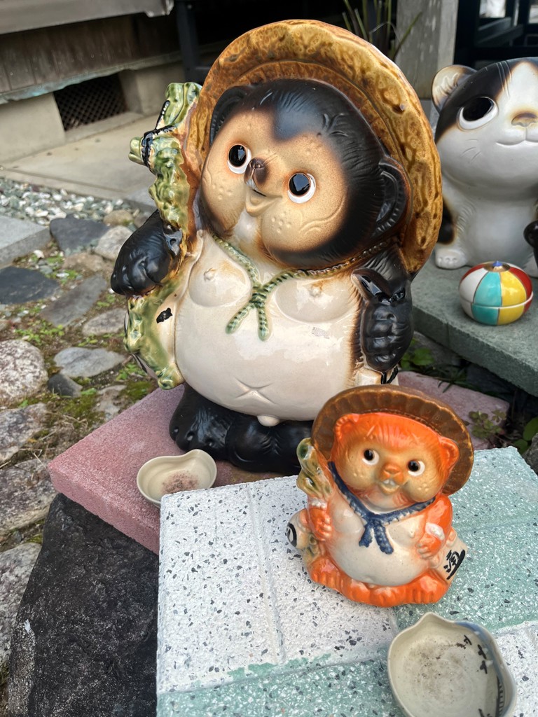 BEAMS JAPAN (BEAMS JAPAN) [Special order] Shigaraki ware Tanuki