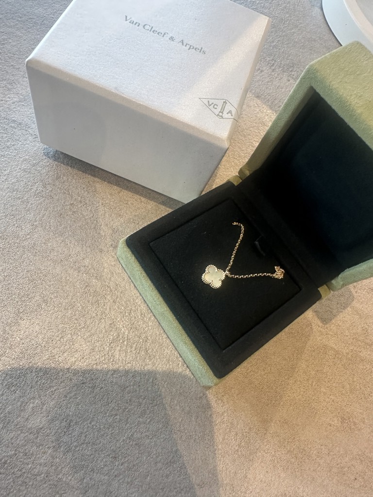 スウィート アルハンブラ ネックレス[VCARF69100] Sweet