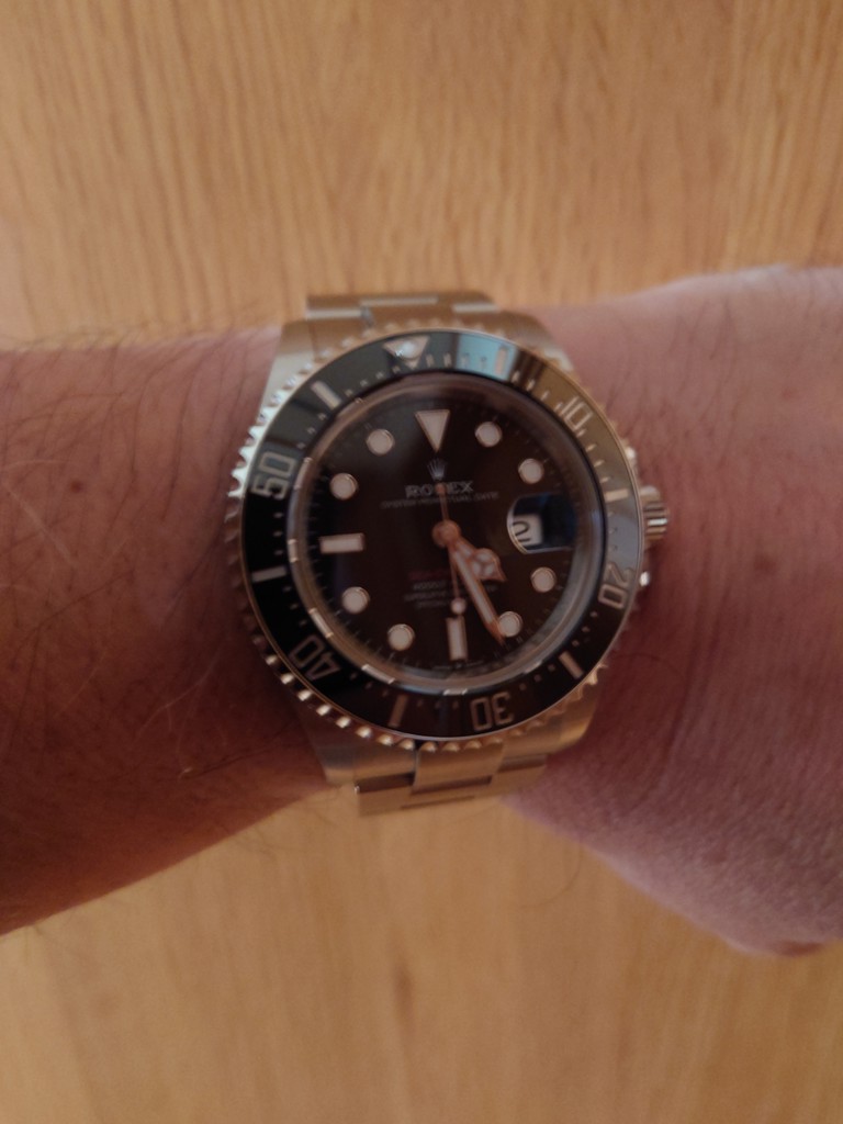 シードゥエラー[126600] Sea-Dweller | ロレックス メンズ 新品 時計