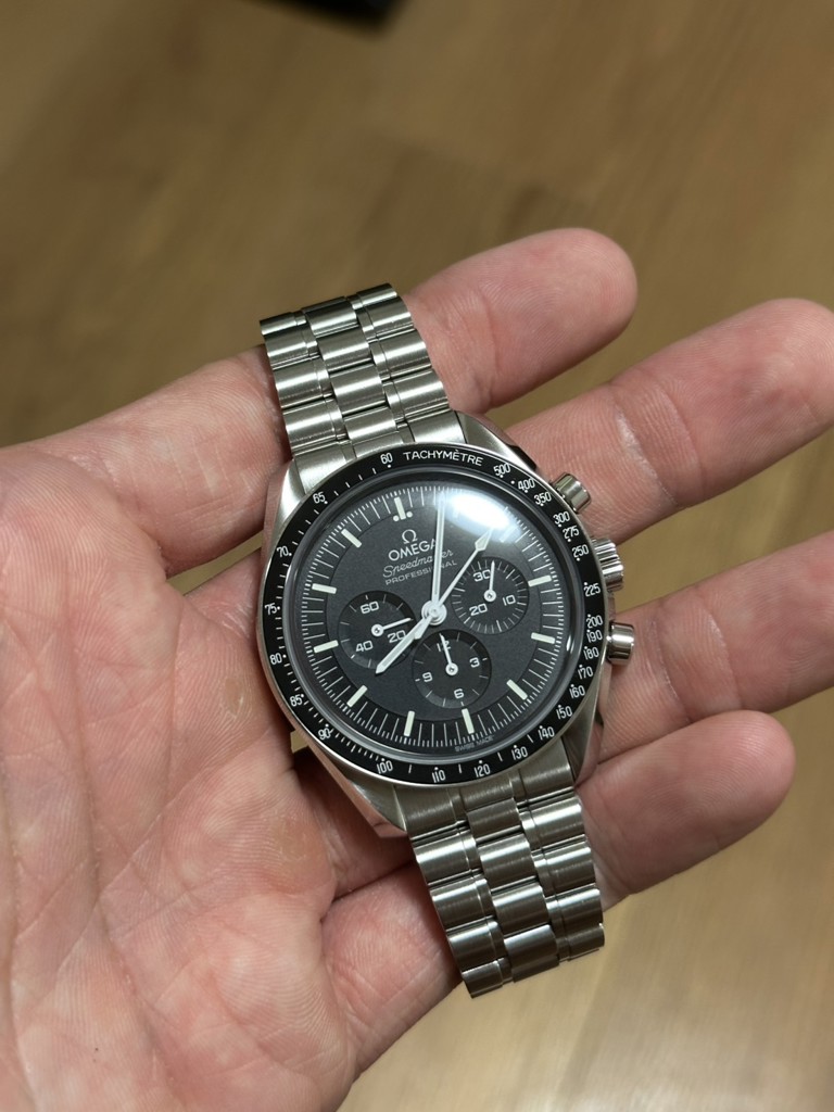 オメガ スピードマスター ムーンウォッチ プロフェッショナル
