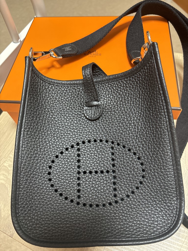 Hermes エヴリンミニ16 TPM ブラック 黒 ノワール 楽天市場】≪ 新品 ≫ エルメス エヴリン ミニ 16 TPM ブラック