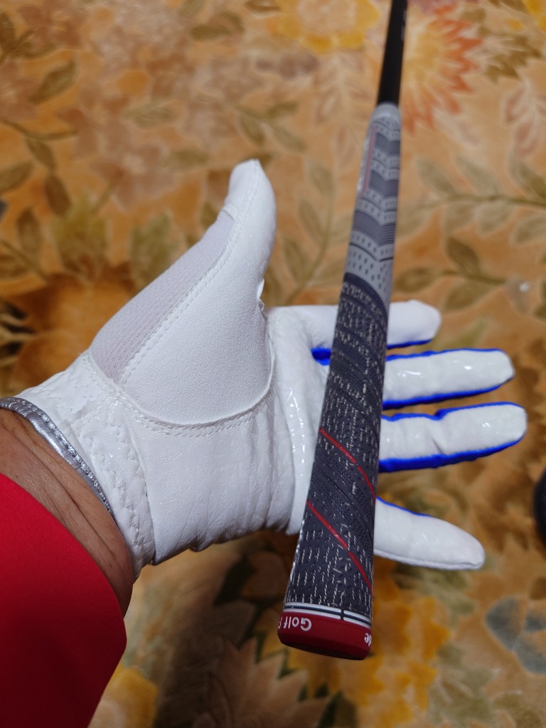 ULTRA GRIP COOL(21(21cm) WH(白)): ギア|BRIDGESTONE GOLF Online
