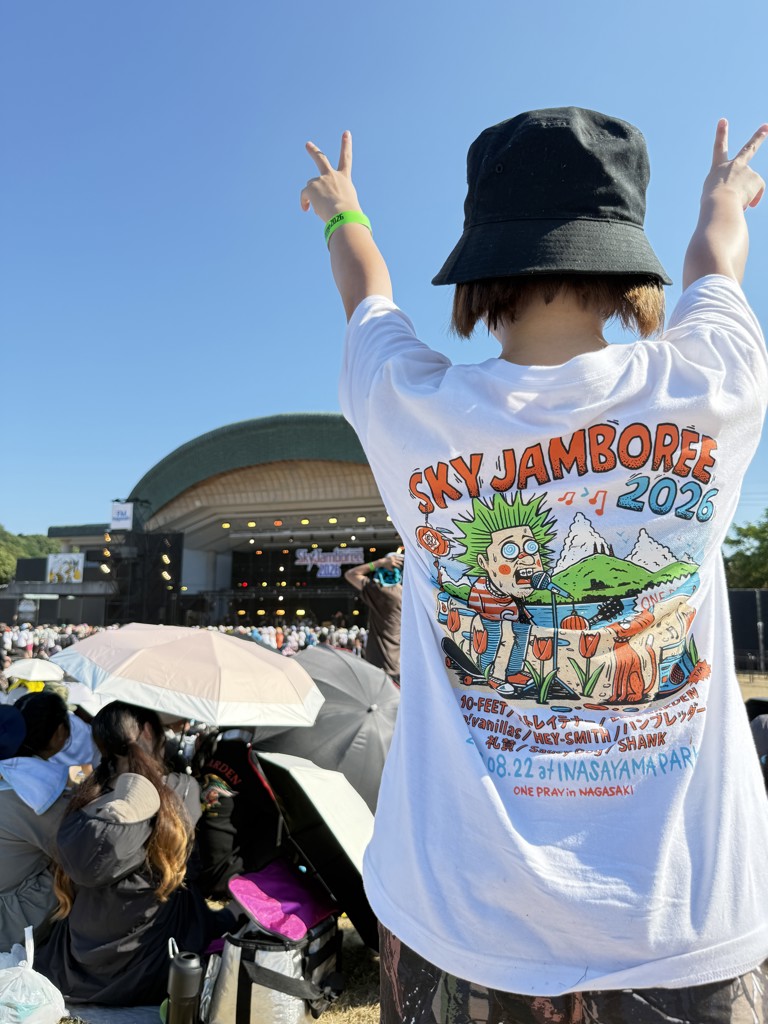 SLINKYキャットプリント Tシャツ ホワイト ストリート waste Sky Jamboree 2026 オフィシャルグッズ】シンガー&キャットTシャツ