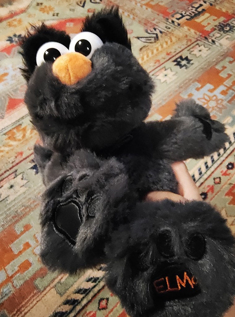 ぬいぐるみS エルモ キャット(ぬいぐるみ)｜SESAME STREET MARKET/公式