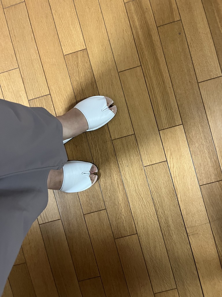 足袋サンダル｜Emma ホワイト｜丸五公式【MARUGO Wellness】