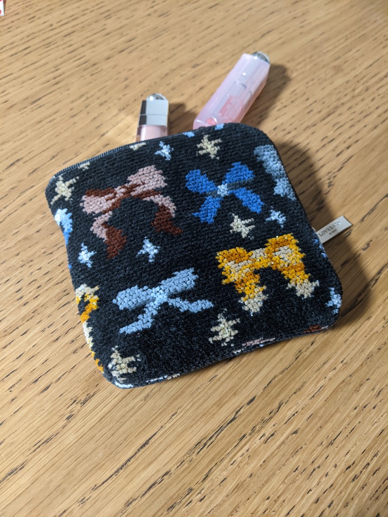 ラブラリーバイフェイラー　メニーリボンズ　リボンポーチ　チャコールグレー メニーリボンズ ポーチ L/MYR-257468(チャコールグレー): LOVERARY BY