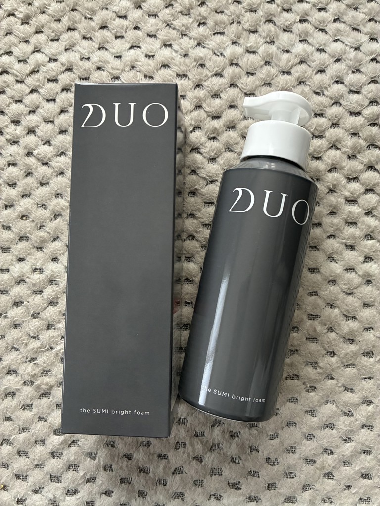 ザ ブライトフォームブラック【乾燥・⽑⽳ケア】｜洗顔料｜【公式通販