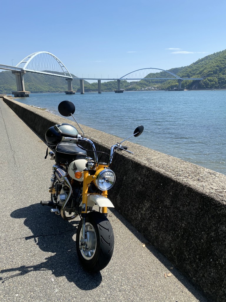 Monkey ヘルメット(M アイボリー×ブラック): ウェア・グッズ｜HondaGO