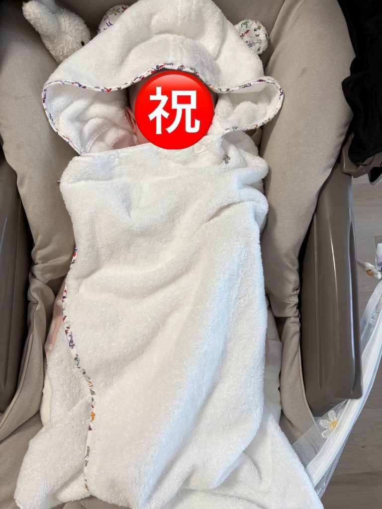 ベビーフードツキタオル&パイピングスタイセット(ホワイト)(FREE