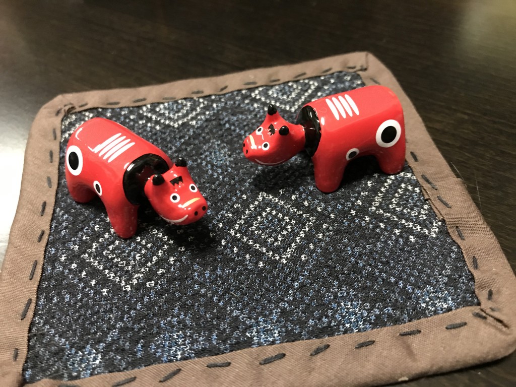 みい