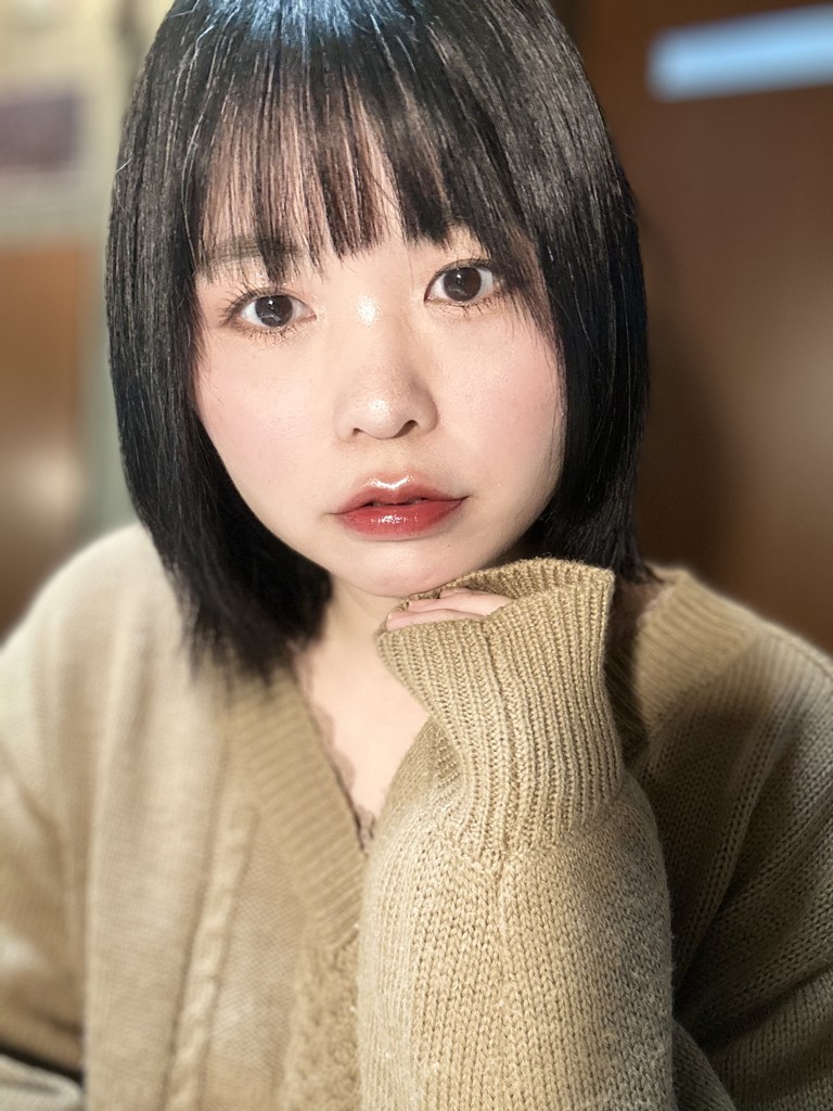 マユ