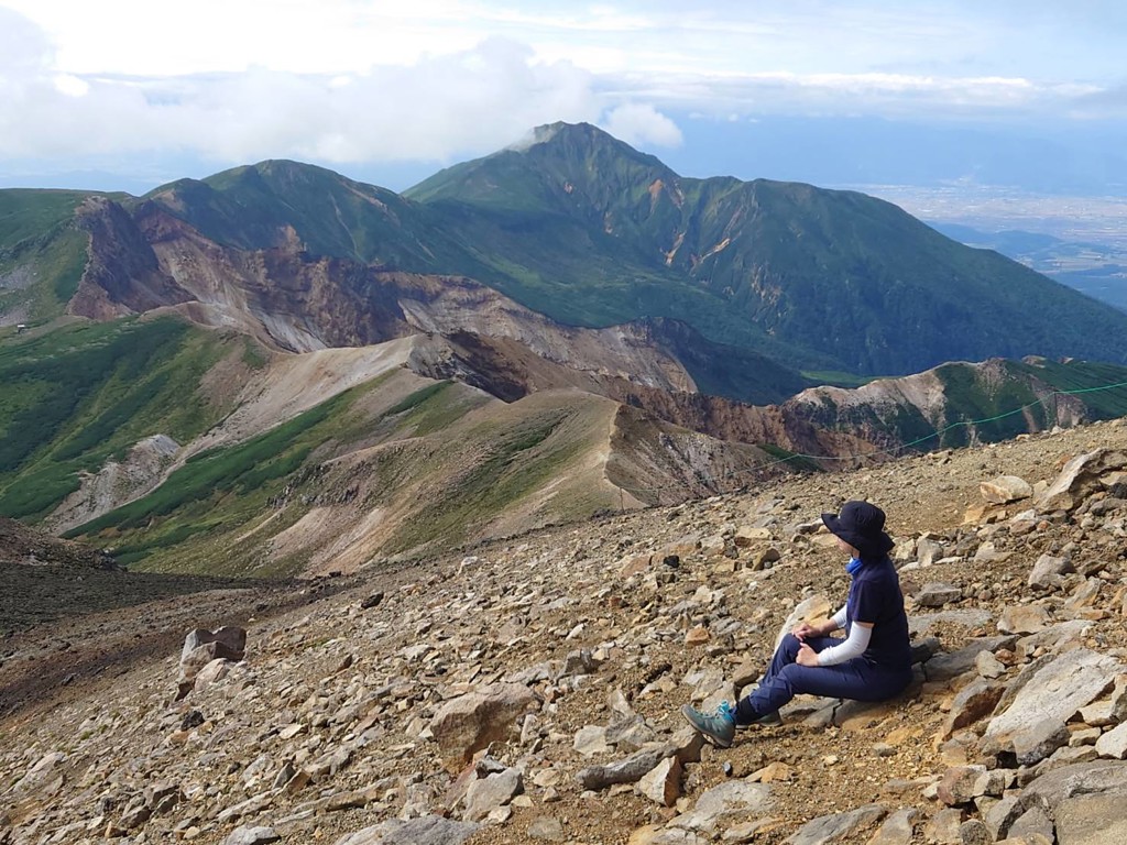 SUKALA】フロントギャザークロスキャミソール(S・M・Lサイズ サンド
