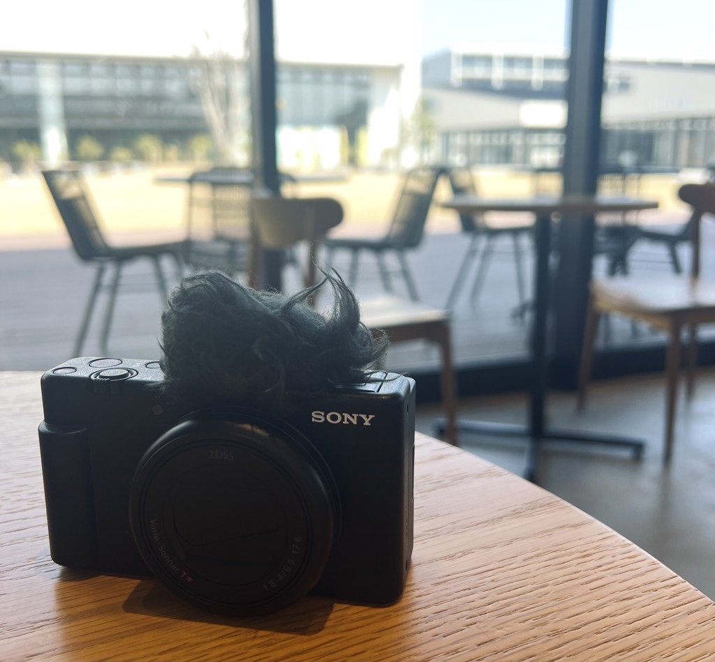 【美品】SONY VLOGCAM ZV-1 IIブラックシューティンググリップ Sony デジタルカメラ VLOGCAM ZV-1 II ブラック シューティング